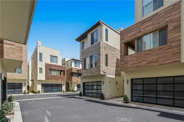 67 Ebb Tide, Newport Beach, CA 92663