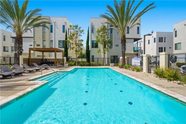 67 Ebb Tide, Newport Beach, CA 92663