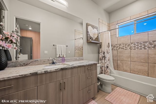 728 W SIR MONTE DR, St. George, UT 84770