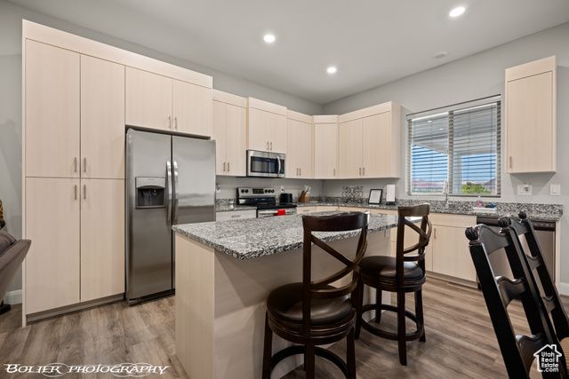 728 W SIR MONTE DR, St. George, UT 84770