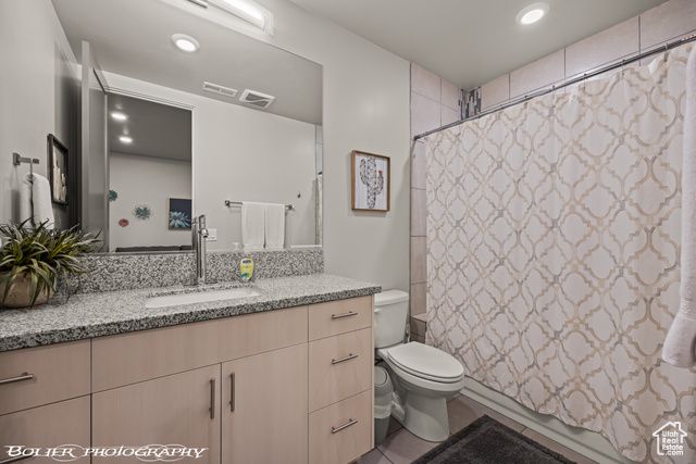 728 W SIR MONTE DR, St. George, UT 84770