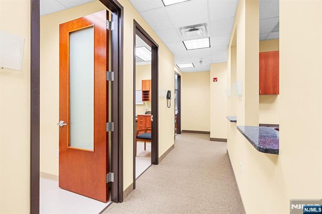 246 Hamburg Turnpike 305F, Wayne, NJ 07470