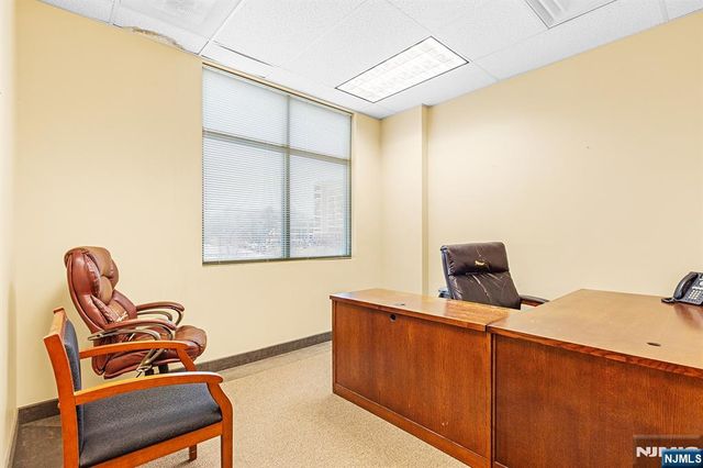 246 Hamburg Turnpike 305F, Wayne, NJ 07470