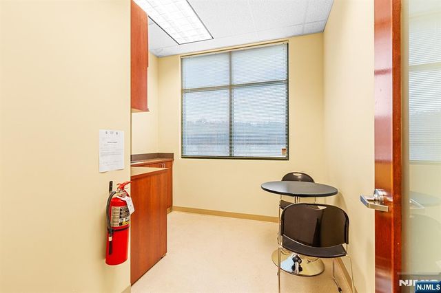 246 Hamburg Turnpike 305F, Wayne, NJ 07470