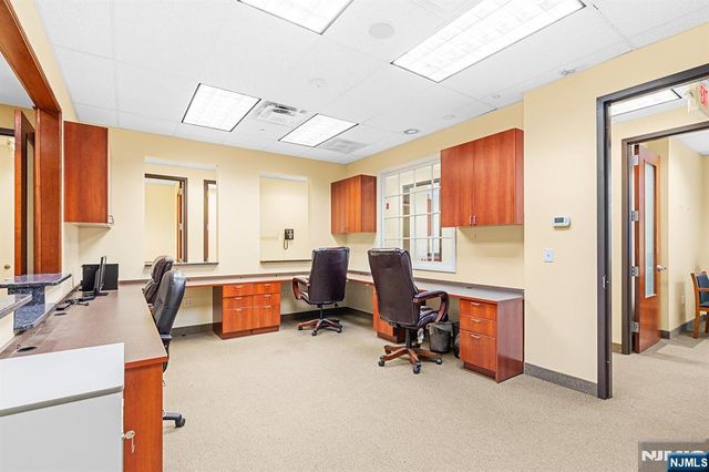 246 Hamburg Turnpike 305F, Wayne, NJ 07470