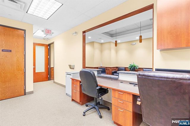 246 Hamburg Turnpike 305F, Wayne, NJ 07470