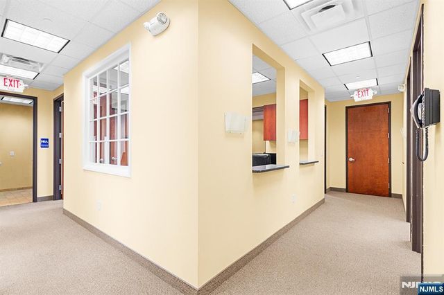 246 Hamburg Turnpike 305F, Wayne, NJ 07470