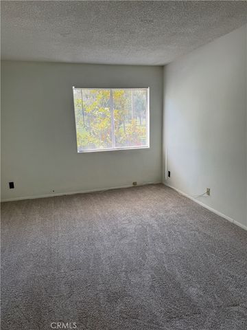 24525 Trevino U6, Valencia, CA 91355