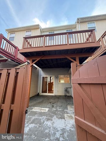 2427 DEW MEADOW CT, Herndon, VA 20171