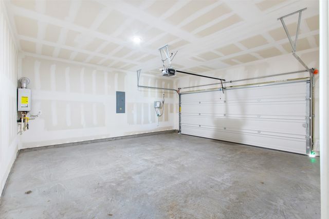 9401 Wild West Way, Crowley, TX 76036