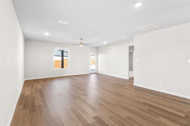 9401 Wild West Way, Crowley, TX 76036