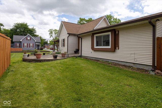 885 S 11th Street, Noblesville, IN 46060