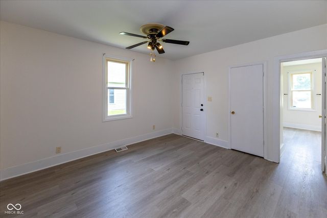 885 S 11th Street, Noblesville, IN 46060