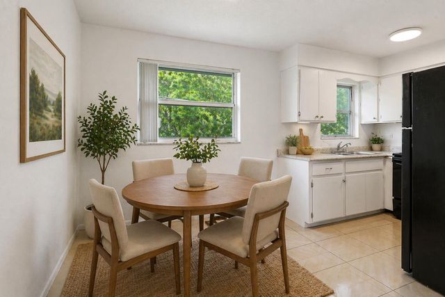 210 NE 38th, Oakland Park, FL 33334