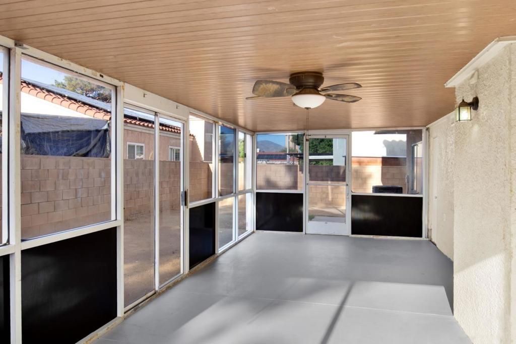 Image 19 of property listing at 1716 Boysenberry Way, Palmdale, CA 93550