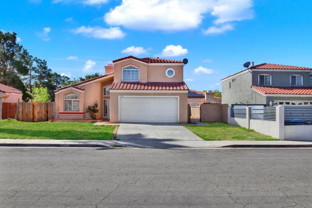 Image 24 of property listing at 1716 Boysenberry Way, Palmdale, CA 93550
