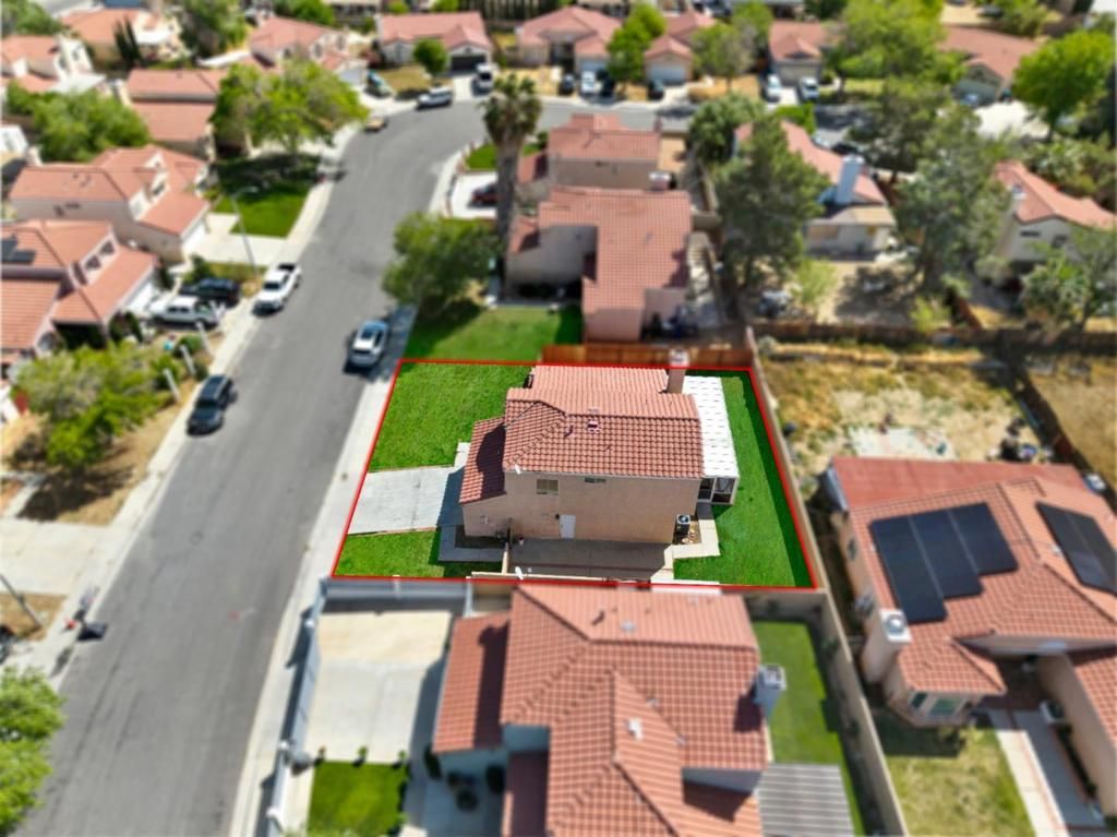 Image 27 of property listing at 1716 Boysenberry Way, Palmdale, CA 93550