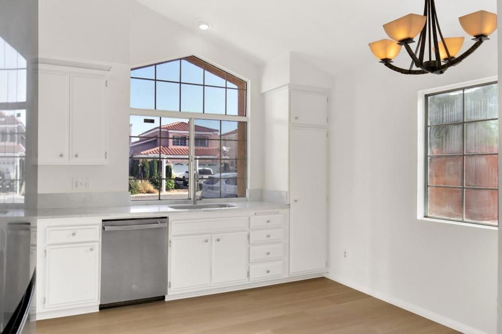 Image 7 of property listing at 1716 Boysenberry Way, Palmdale, CA 93550