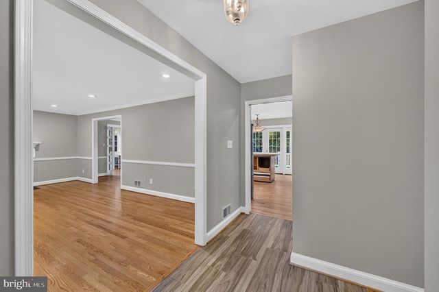 6443 WALTERS WOODS DR, Falls Church, VA 22044