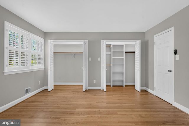 6443 WALTERS WOODS DR, Falls Church, VA 22044