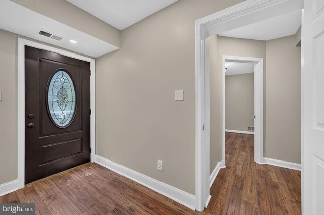 6443 WALTERS WOODS DR, Falls Church, VA 22044