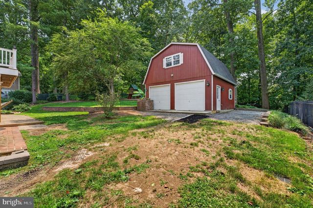 6443 WALTERS WOODS DR, Falls Church, VA 22044