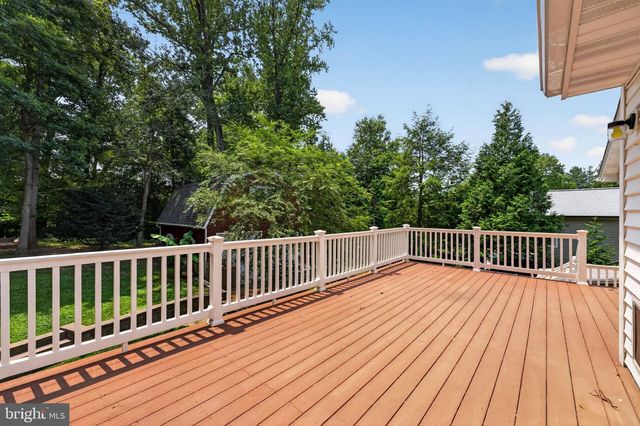 6443 WALTERS WOODS DR, Falls Church, VA 22044