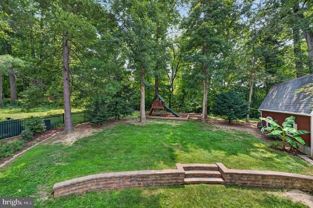 6443 WALTERS WOODS DR, Falls Church, VA 22044