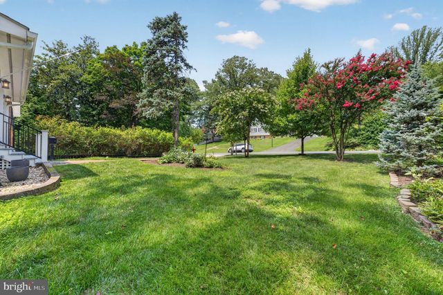 6443 WALTERS WOODS DR, Falls Church, VA 22044