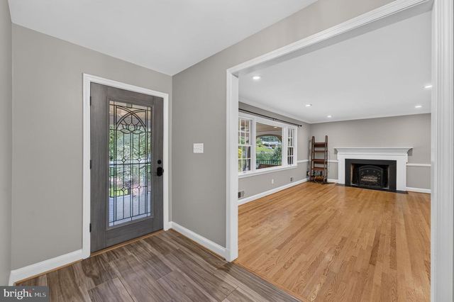 6443 WALTERS WOODS DR, Falls Church, VA 22044
