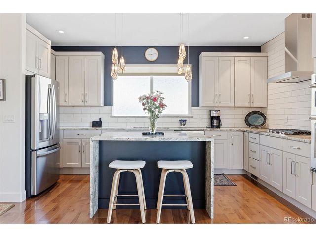 5319 W Hoover Dr, Littleton, CO 80123
