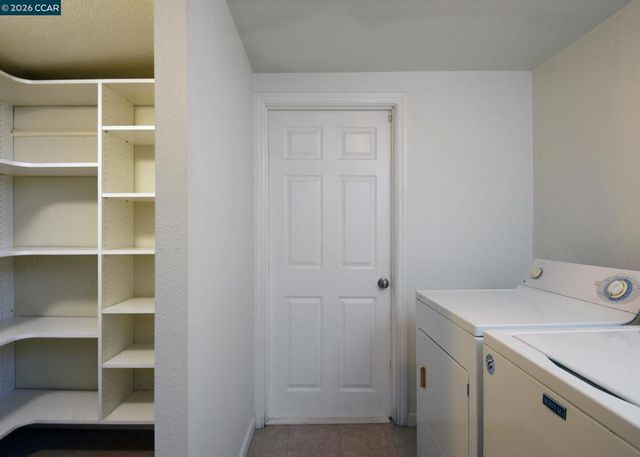 228 Arreba St., Martinez, CA 94553