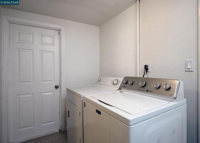 228 Arreba St., Martinez, CA 94553