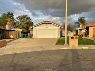43970 Moonlighting, Hemet, CA 92544
