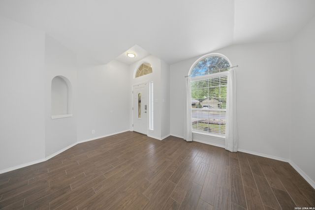 7270 Burns Xing, San Antonio, TX 78250