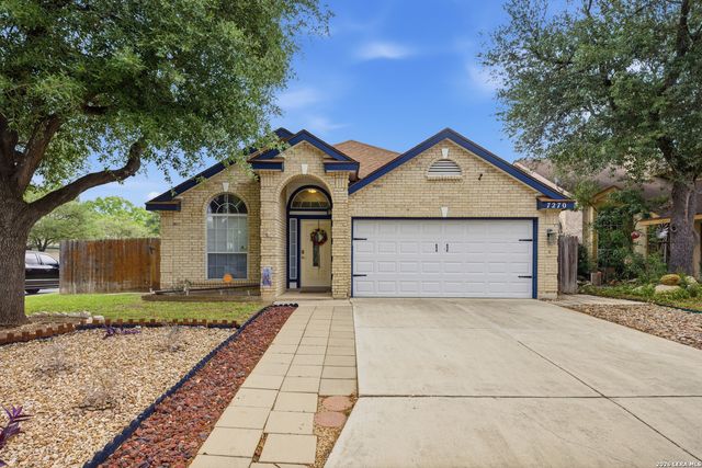 7270 Burns Xing, San Antonio, TX 78250