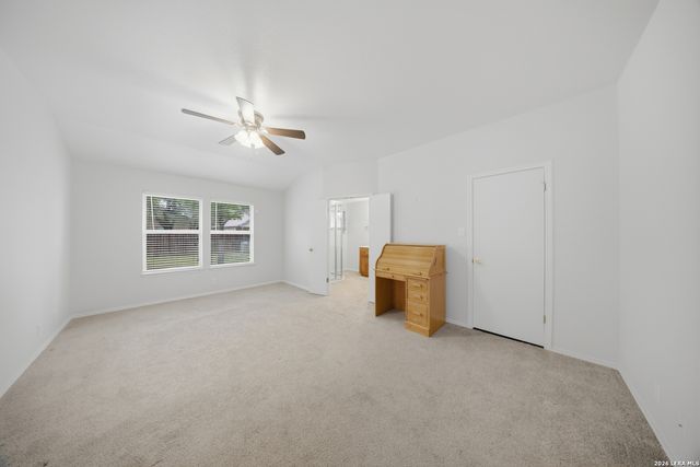 7270 Burns Xing, San Antonio, TX 78250