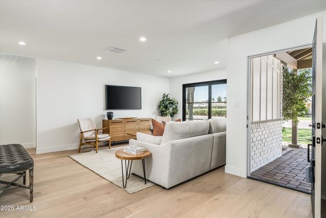 4515 N 35TH Street, Phoenix, AZ 85018