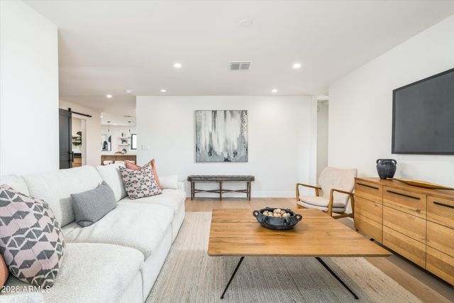 4515 N 35TH Street, Phoenix, AZ 85018