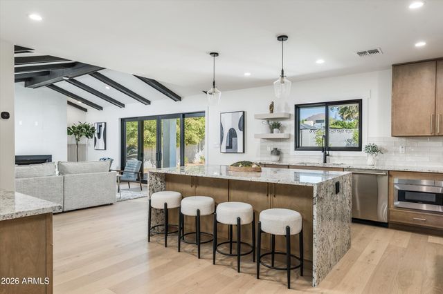 4515 N 35TH Street, Phoenix, AZ 85018