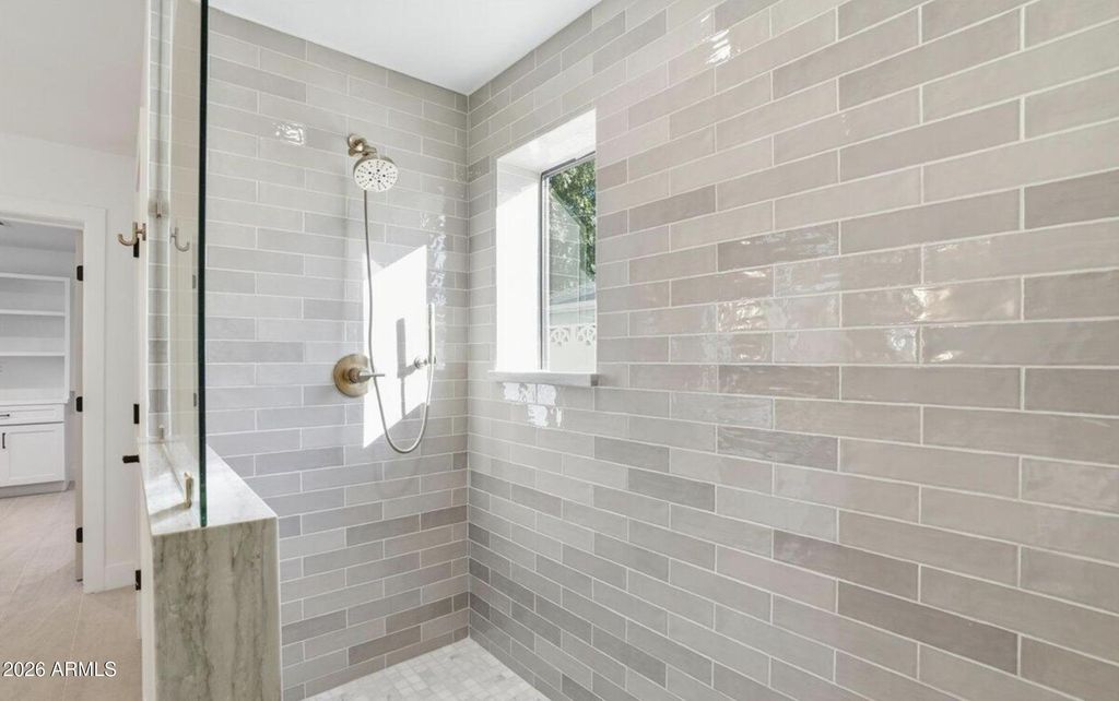 Image 18 of property listing at 4515 N 35TH Street, Phoenix, AZ 85018