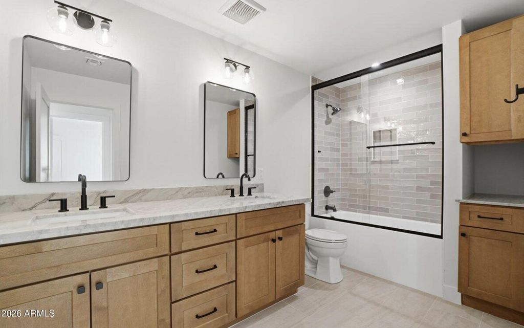 Image 22 of property listing at 4515 N 35TH Street, Phoenix, AZ 85018