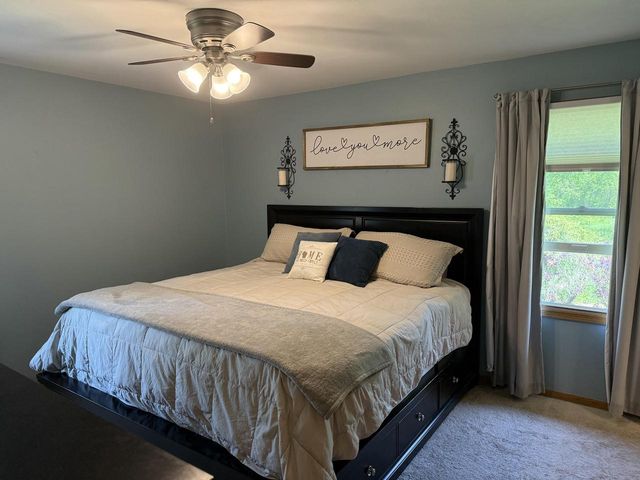 2600 Oakcrest DRIVE, Waukesha, WI 53188