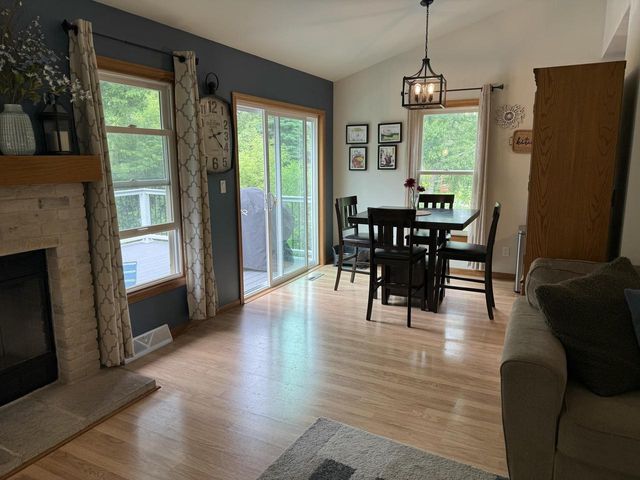2600 Oakcrest DRIVE, Waukesha, WI 53188