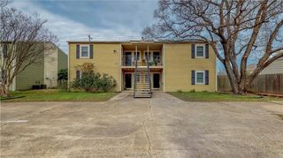 317 Manuel B, College Station, TX 77840