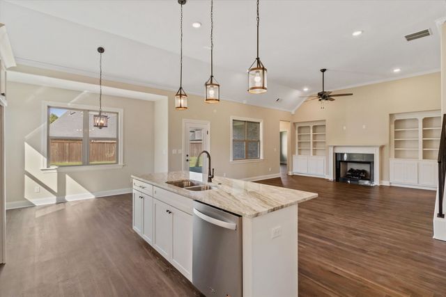 430 MARRIETTA DR, Oakland, TN 38060