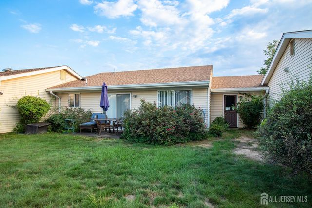 806 Sewell Road C, Monroe, NJ 08831