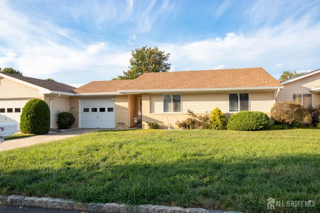 806 Sewell Road C, Monroe, NJ 08831