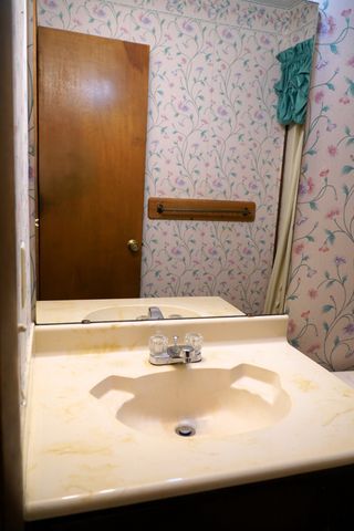 12 Hattie Dr, Fayetteville, TN 37334