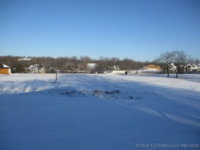 W 71st Street S, Tulsa, OK 74132